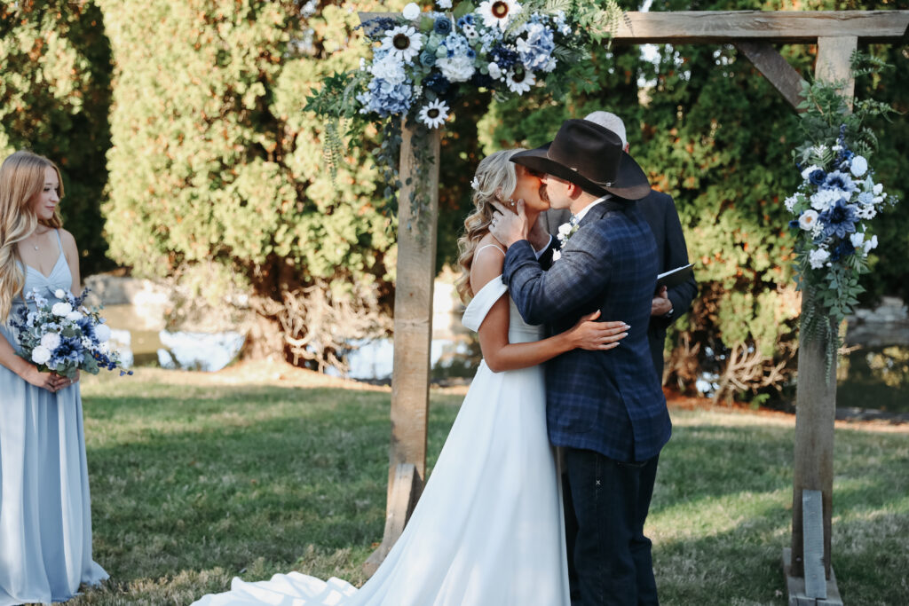 Real wedding at Bella Vista near Shepherdstown